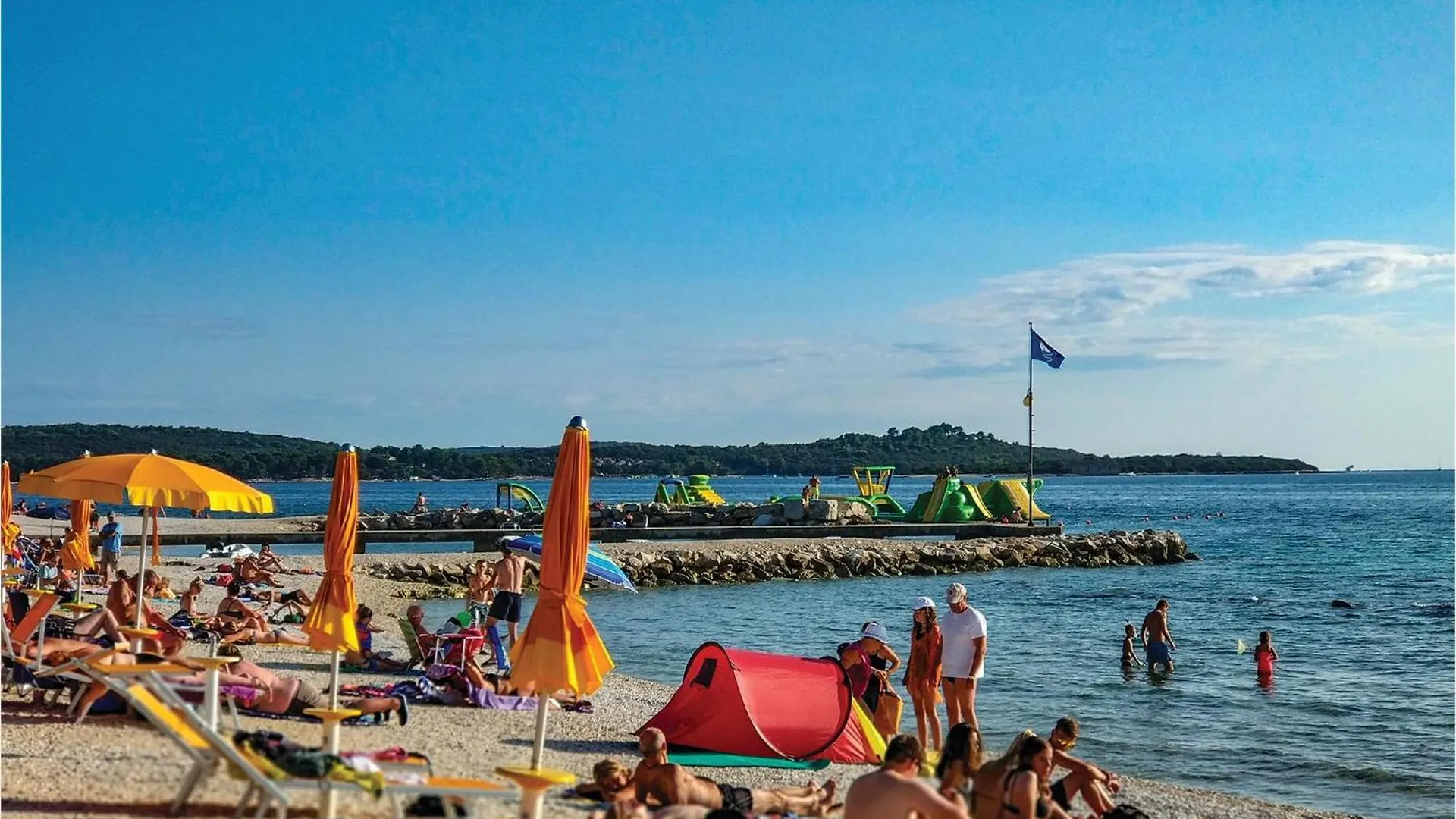 2 Bedroom Beautiful Home In Peroj Croatia