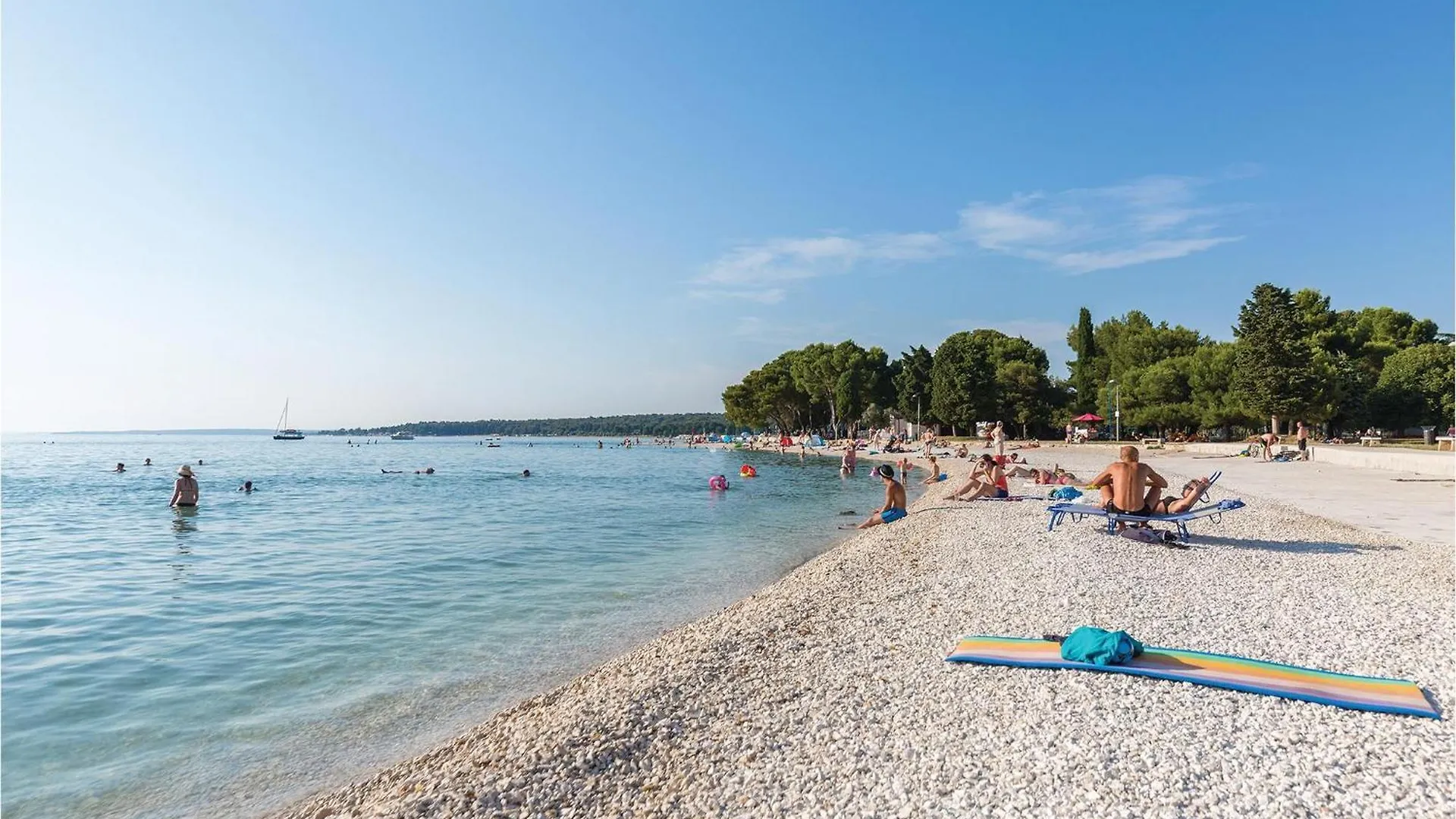 2 Bedroom Beautiful Home In Peroj 0*,  Croatia