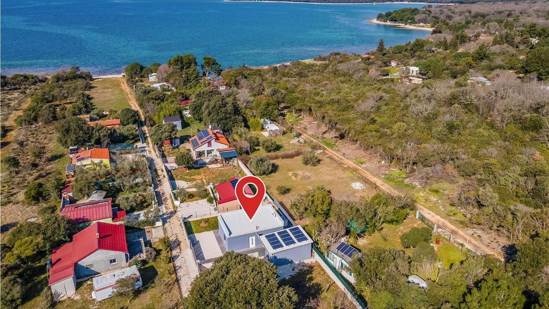 2 Bedroom Beautiful Home In Peroj